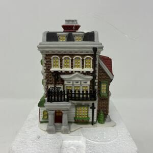Dept 56 Charles Dickens Heritage Ornament The Crown And Cricket Inn 1992
